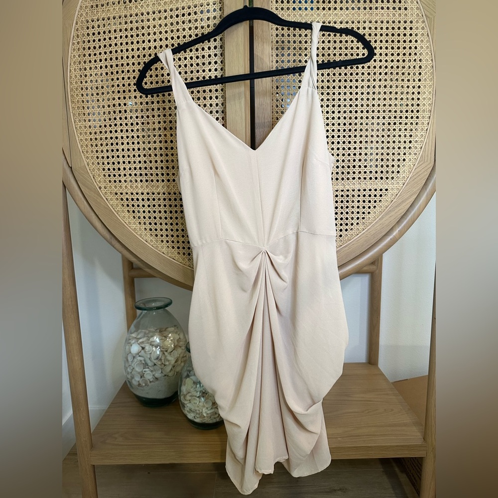 Flattering dress forever 21